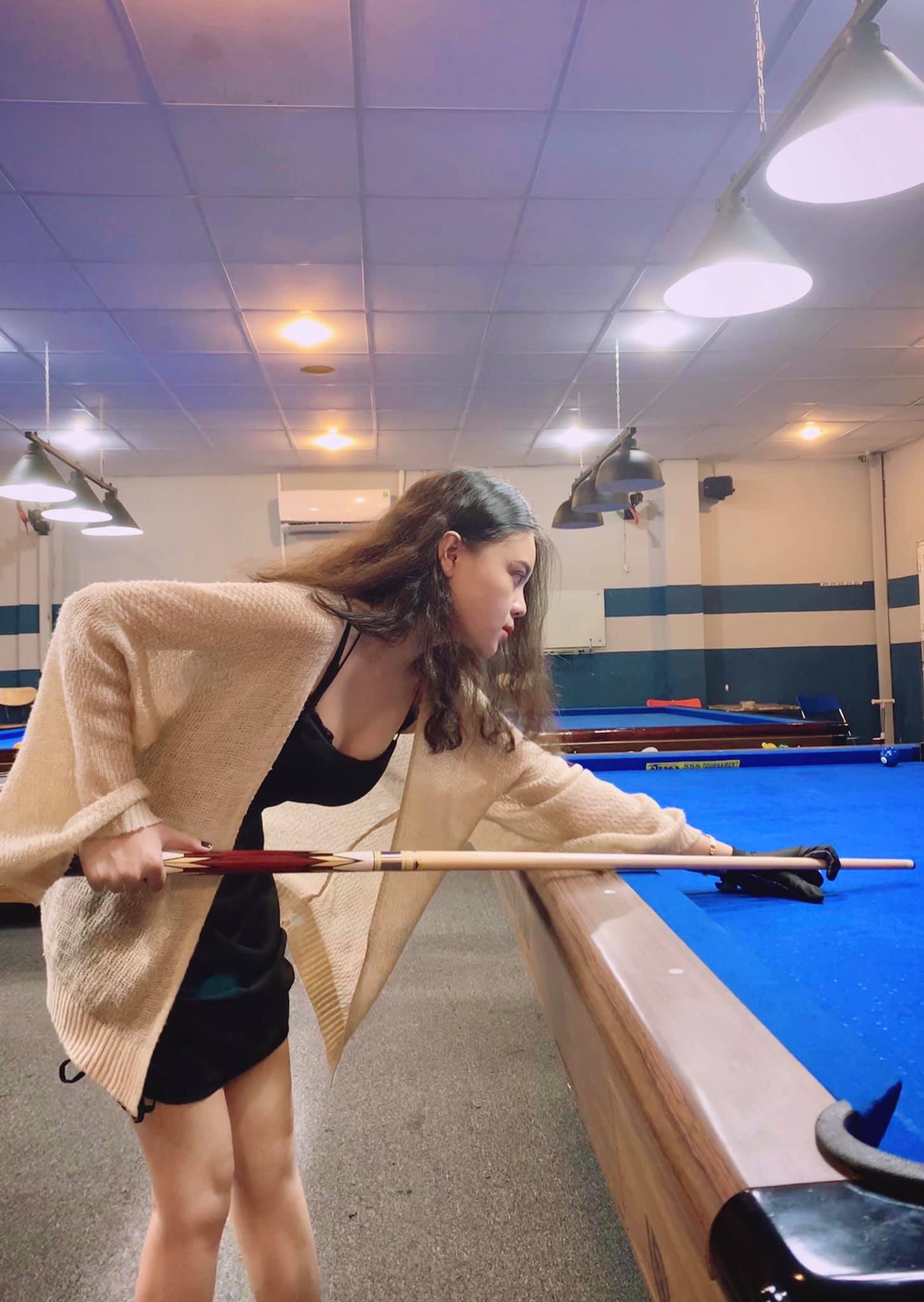 Phạm Nguyễn Hạ Vi harley.pham1701